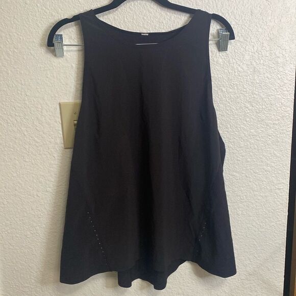 Rare style* Lululemon Lightweight Stretch Running Tank Top
Size 12 - Picture 1 of 5